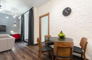 8-188 Central Park, John McCain 7, Kyiv centre, fantastic city view, 15 kW backup power, Petrovdom Apartment - 1