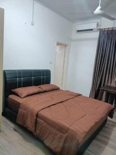 OYO HOME 90769 Flo Inn Homestay Bsi - 5