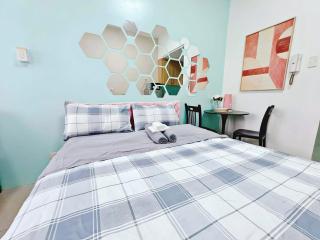 Comfort Stay Shore Residences Near MOA - 0