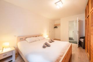 Spacious seaside apartment with terrace - 9
