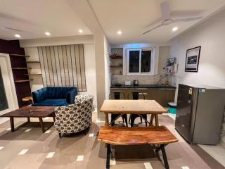One Uptown 203 modern 1 BHK loft - 3