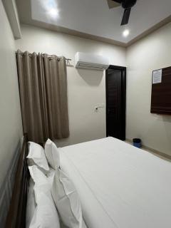Bhavya Guest House - 6