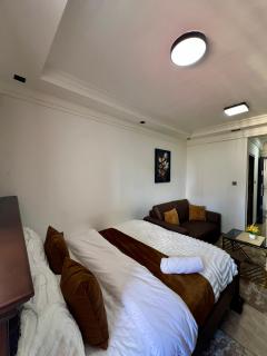 Modern Studio with Balcony Kilimani - 6