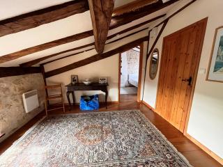 Fontaine de Champagne - 6