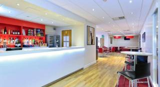 Travelodge Aberdeen Central - 7