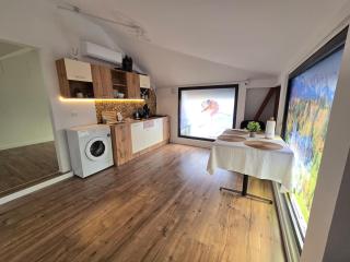 WoodNest Home - 3 Studios - Free Parking - 7