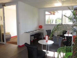 Brit Hotel Rouen Sud Val De Reuil - 2