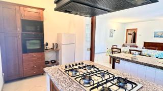 Relax among the olive trees and the sea - 8