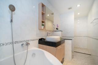 GKV 2 BR Apt Pool and Gym access in Kata - 4