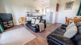 Pair of Cornish Holiday Cottages Bude - Sleeps 10 - Bude - 4