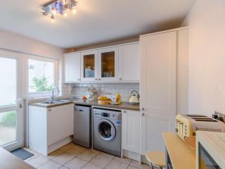 4 Bed in Tenby oc-fb003 - 1