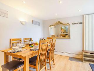 3 Bed in Brixham oc-bx067 - 6