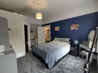 Child Friendly, Spacious Flat, central Minehead - 2