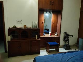 Beautiful rooftop two bedroom apartment with WiFi Netflix - 9