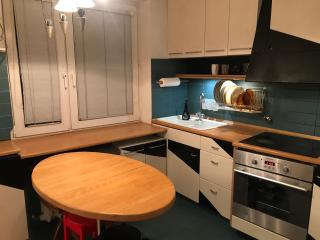 Duży apartament, 3 osobne pokoje z dużym salonem, rozmieszczenie do 5 osób, kuchnia, łazienka, balkon - Krakau - 5