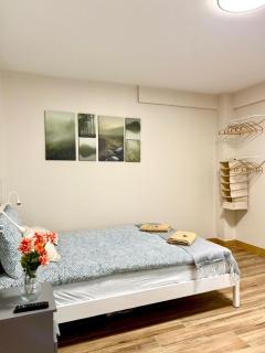 Premium 1BedRoom Condo Prime Warsaw Location - 1