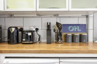 Cozy Private 1-Bedroom Apartment Short Term Rental & Flexible Renting Hoxton With Free Wifi - 1