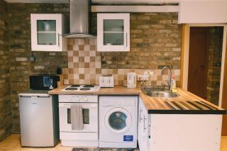Stylish Studio Flat in Fullwoods Mews, London - 9