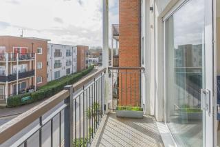 Host & Stay - Linden Homes - 8