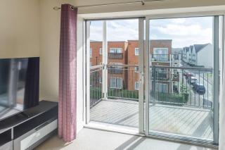 Host & Stay - Linden Homes - 7