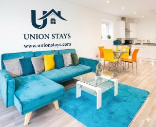 The 'Pinky' - Modern 1 Bed Apartment in Hatfield - FREE Parking - Near Uni, Business Park & town centre - Big savings on Long stays - Hatfield - 0