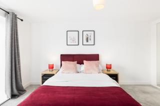 St Luke's Retreat By Prime Stays - Top Floor Private Parking - 1