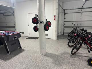 Stunning Beach Retreat with Shared Pool Beach Access Large Balcony & Gas Grill - 7