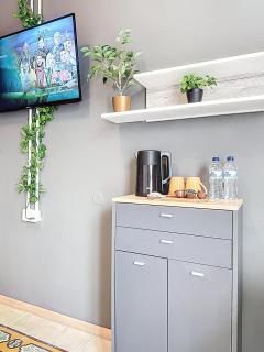 Bright Gzira Studio with Balcony & AC and Fast Wifi - 5