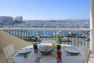 Sol-y-Days Eden, Magnifique appartement de deux chambres, en duplex face a la mer et au port de plaisance - 8