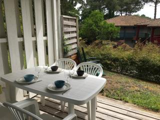 Appartement T2 avec Terrasse, Piscine, Parking et Accueil Chaleureux à Moliets - FR-1-379-144 - 1