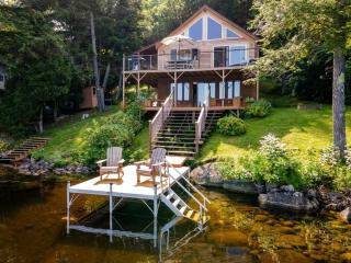 Lakefront Cabin Beautifully Design with Deck in Maine - 0
