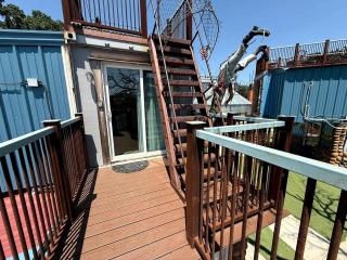 Modern Tiny House Stay with Private Rooftop Deck by Wichita Mountains Wildlife Refuge – Medicine Park, OK - 0