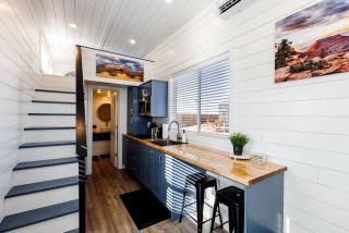 Enchanting Tiny House Perfect for Four in Apple Valley, Utah - 8