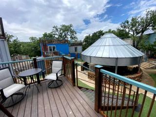 Cozy Tiny House with Hammock Patio near Bath Lake in Medicine Park, Oklahoma - 9