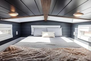Secluded Bliss: Contemporary Tiny House with Deck in Apple Valley - 7