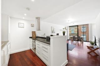 2 Bedroom Apartment Short Term Rental & Flexible Renting Shoreditch with Free WiFi & Balcony - Londen - 4