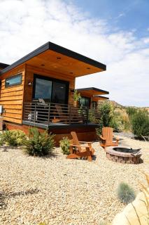 Modern Tiny House Rental for Unique Desert Getaway in Escalante, Utah - 5