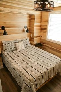 Luminous Tiny House with Innovative Design in Escalante, Utah - 7