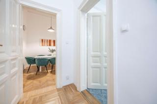 Modern Duplex Haven with Loft Charm - 5