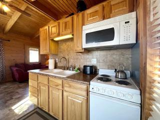 Small Group Cabin Perfect for Outdoor Activities in Mt. Carmel, Utah - 9