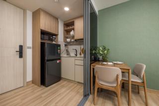 Suite Leda 1BR with Rooftop Pool -SkyPark Celeste by TropicLook - 8