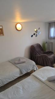 Super Studio meublé avec piscine partagée - 4