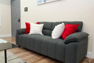 Brand New Renovated Modern Apt next to Chinatown - 4