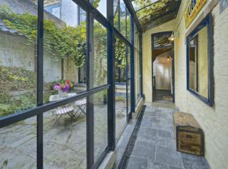 One Magnific 3 floors Authentic Dutch House with Terrace - 0
