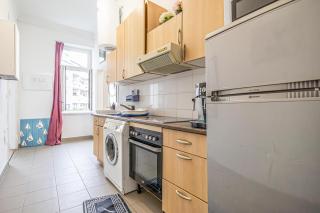 Comfortable 2BR Stay in the Heart of Vienna with WiFi - 7