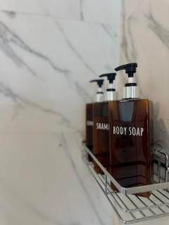 Modern Luxury Studio at Forbes with Indoor Pool & Gym - 2