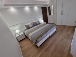 Spacious 2-Bedroom Apartment near Pordenone, Quiet Area - 1