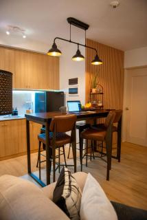 2 Bedroom Apartment Near Abreeza Mall Davao with Balcony 6 Guests - 1