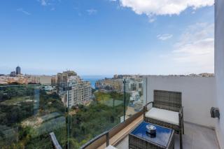 Valley & Sea View 2BR Penthouse - 6 mins to Balluta Bay by QuickTrips - 0