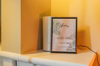 Jimmy Suite I Modern Central 2BR Apartment I Sleeps 6 I Near Gavin and Stacey House I Barry High Street I Barry Train Station I Barry Island I WiFi I Parking and Easy Cardiff Access - 7